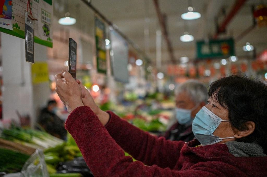 Aplicativos de pagamento WeChat e Alibaba est&atilde;o em todas as lojas, mesmo nas menores