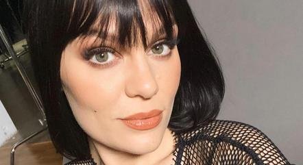 Jessie J &eacute; diagnosticada com s&iacute;ndrome rara