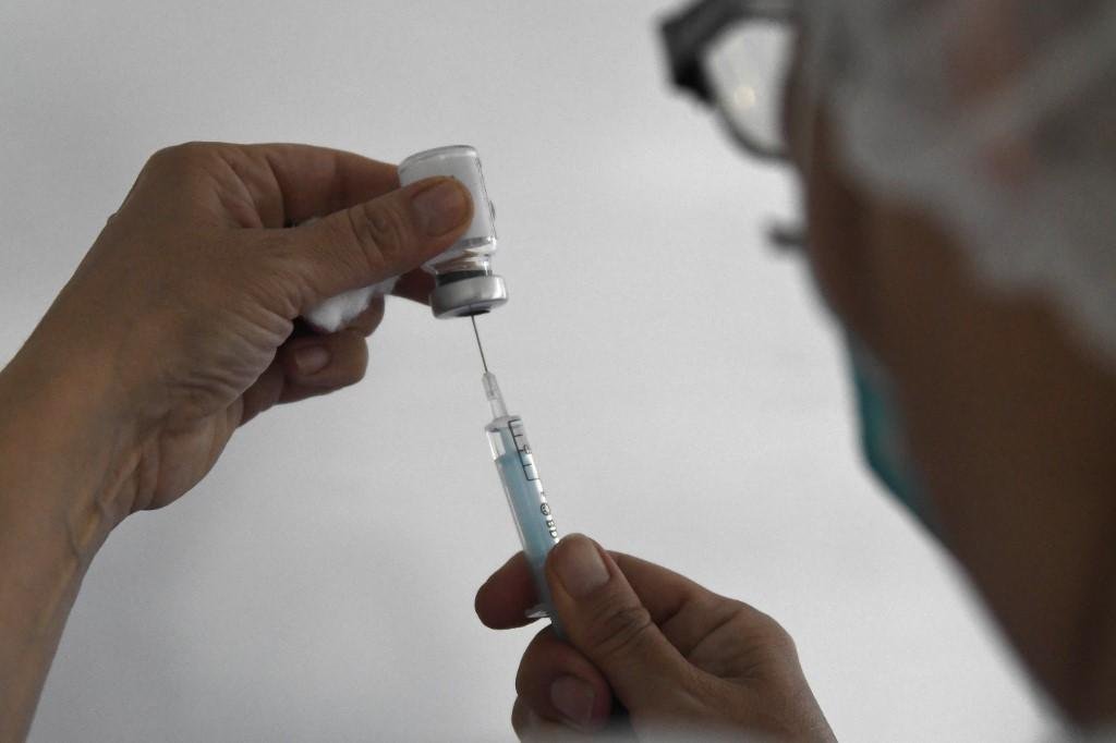 Cuba diz que ter&aacute; pr&oacute;pria vacina em at&eacute; seis meses