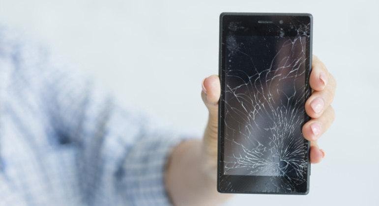 Rachaduras podem ser reparadas em at&eacute; 20 minutos
