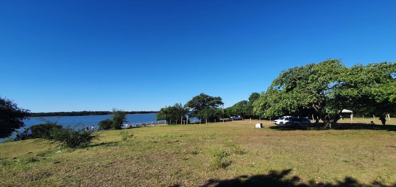 No espa&ccedil;o n&atilde;o h&aacute; resid&ecirc;ncias, apenas o camping que tem sido utilizado para festas clandestinas nas madrugadas