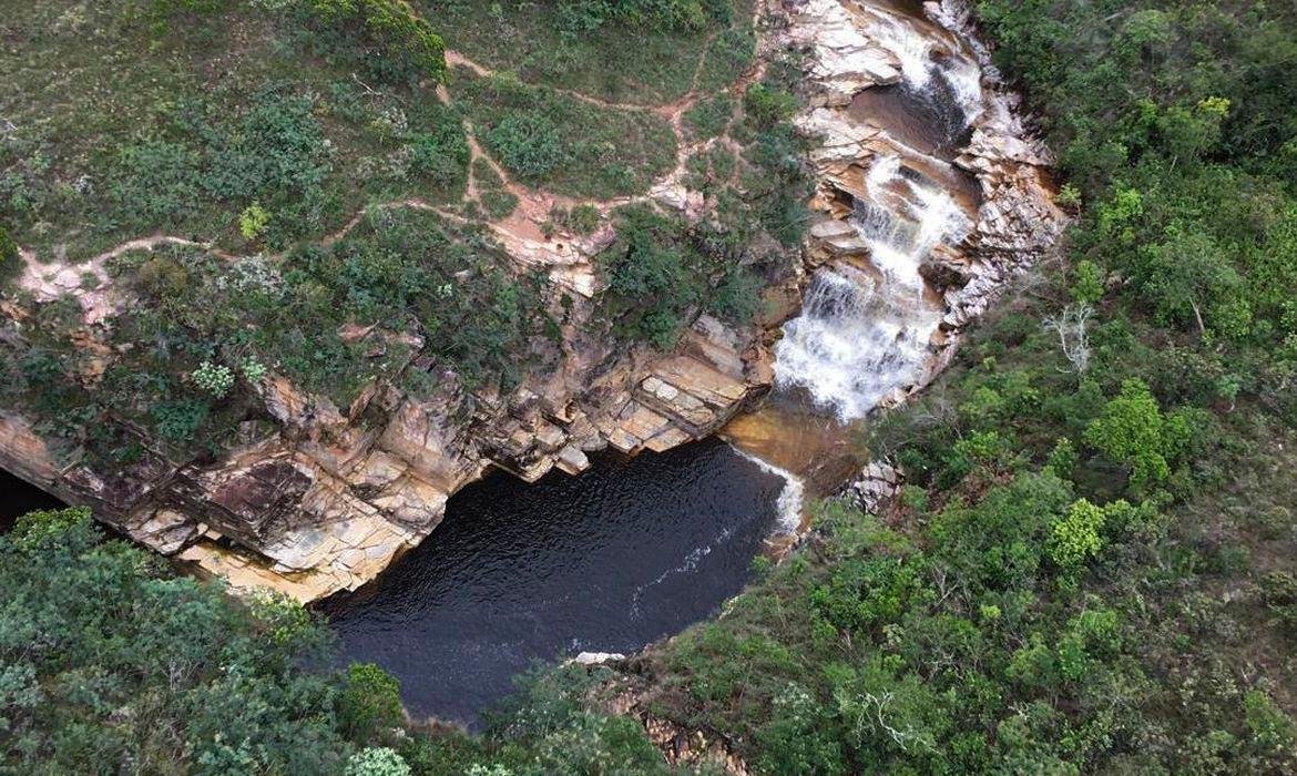 A v&iacute;tima encontrada &eacute; um homem de 23 anos