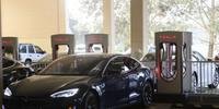 O Tesla Model 3 é um dos mais vendidos no país