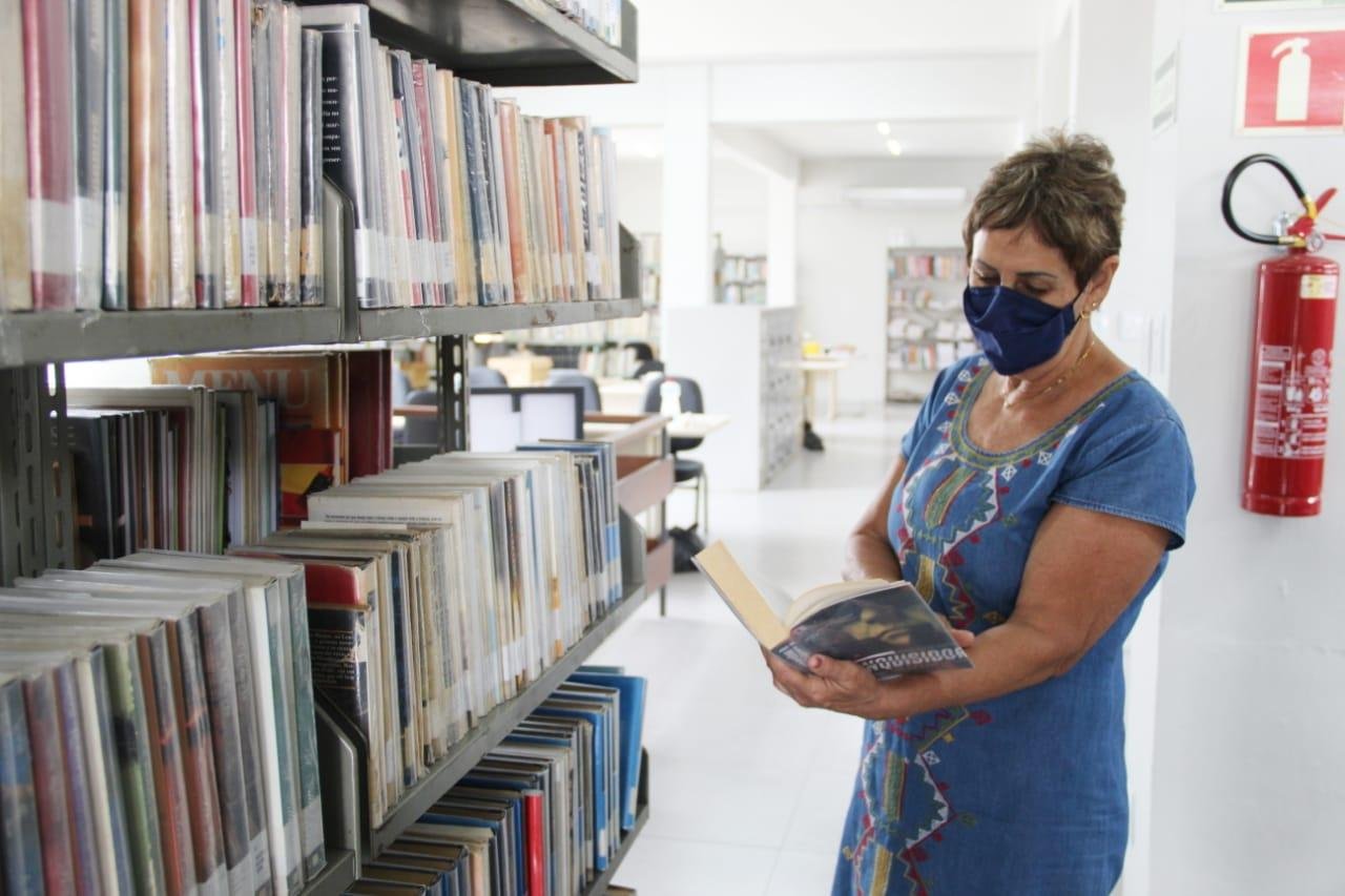 No momento, o pr&eacute;dio est&aacute; atendendo s&oacute; a empr&eacute;stimos e devolu&ccedil;&otilde;es de livros