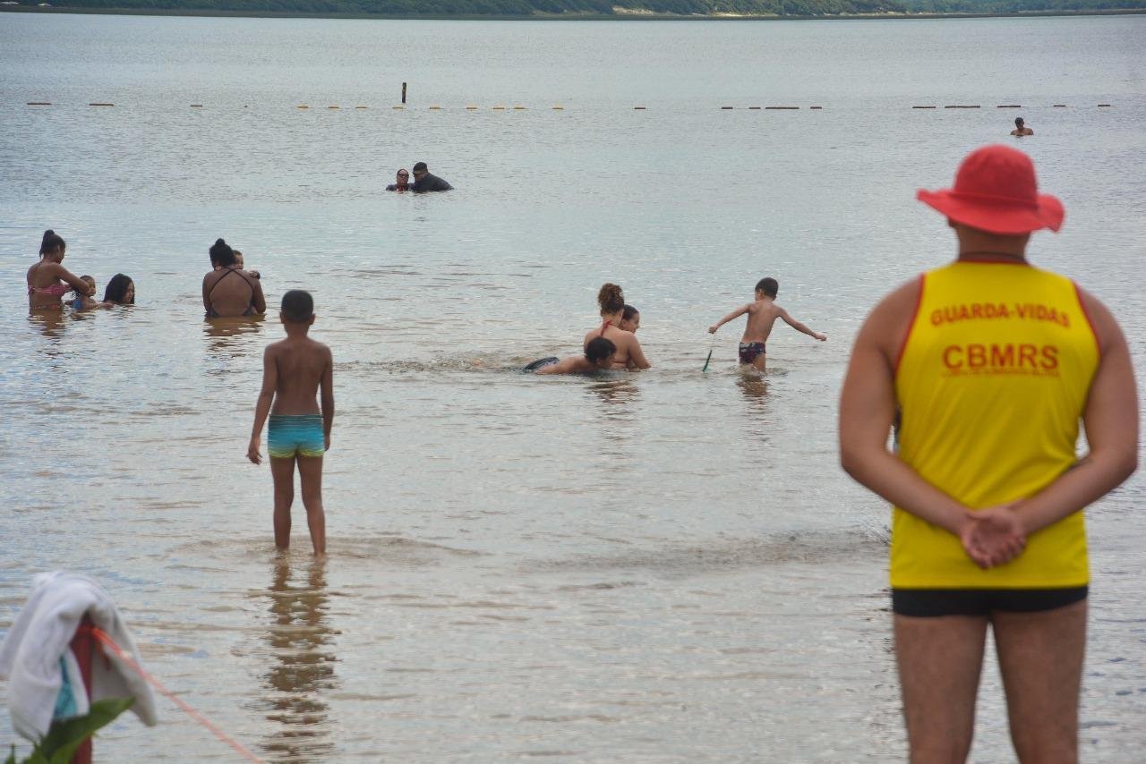 Cantinho da Lagoa, em Cidreira, &eacute; op&ccedil;&atilde;o para os veranistas e moradores de &aacute;gua doce no Litoral Norte