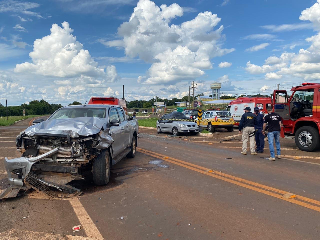 A rodovia foi interditada parcialmente. Corpo de Bombeiros, Samu, Pol&iacute;cia Civil e Brigada Militar auxiliaram na opera&ccedil;&atilde;o