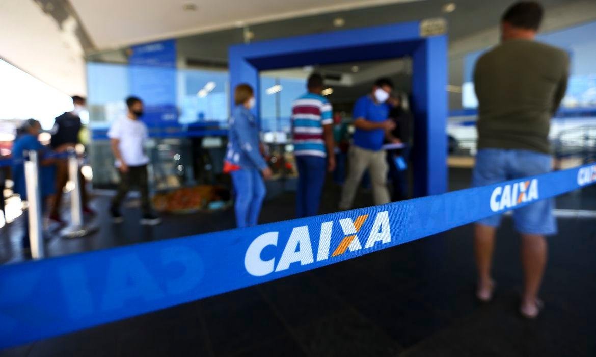Governo divulga calend&aacute;rio de pagamentos do Bolsa Fam&iacute;lia em 2021