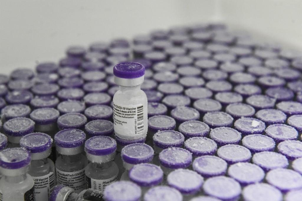Pfizer diz que produ&ccedil;&atilde;o passar&aacute; de 1,3 bilh&atilde;o para 2 bilh&otilde;es de doses anuais