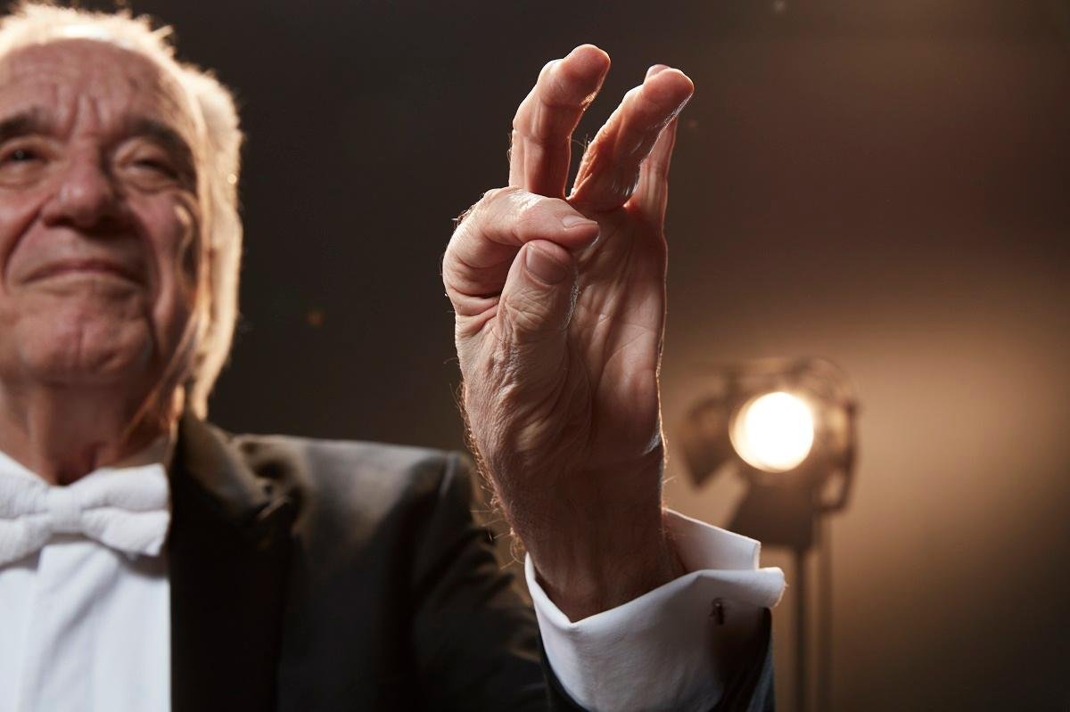 Maestro Jo&atilde;o Carlos Martins