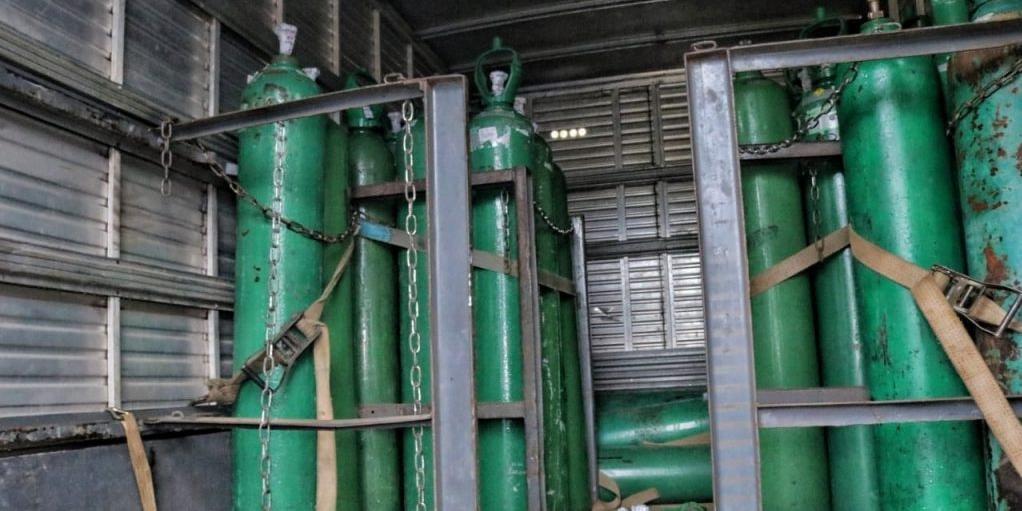 Segundo as &uacute;ltimas informa&ccedil;&otilde;es, atualmente, h&aacute; oxig&ecirc;nio dispon&iacute;vel para mais 48 horas.
