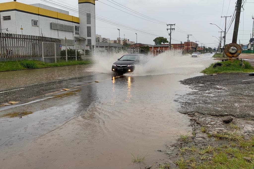 Abastecimento de &aacute;gua foi afetado por conta dos temporais em Porto Alegre