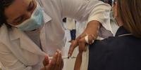 Vacinação no Brasil começou nesse domingo, com a CoronaVac, do Instituto Butantan