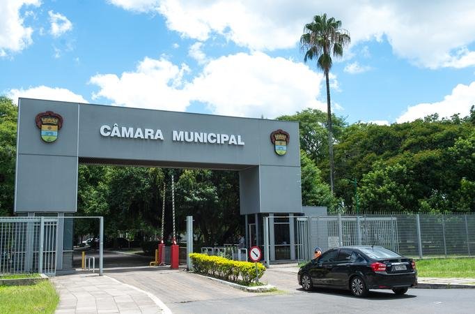 A falta de luz ocorreu devido a um inc&ecirc;ndio pr&oacute;ximo ao Tribunal de Justi&ccedil;a do Estado