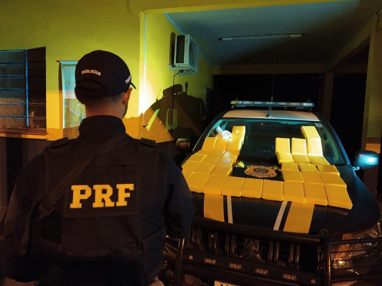 Conforme a PRF, a carga estaria avaliada em R$ 1,5 milh&atilde;o