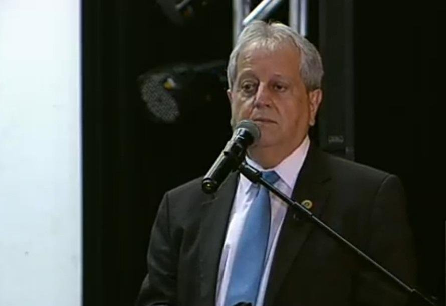Ant&oacute;nio Costa participou da abertura do VI F&oacute;rum Social Mundial da Pessoa Idosa