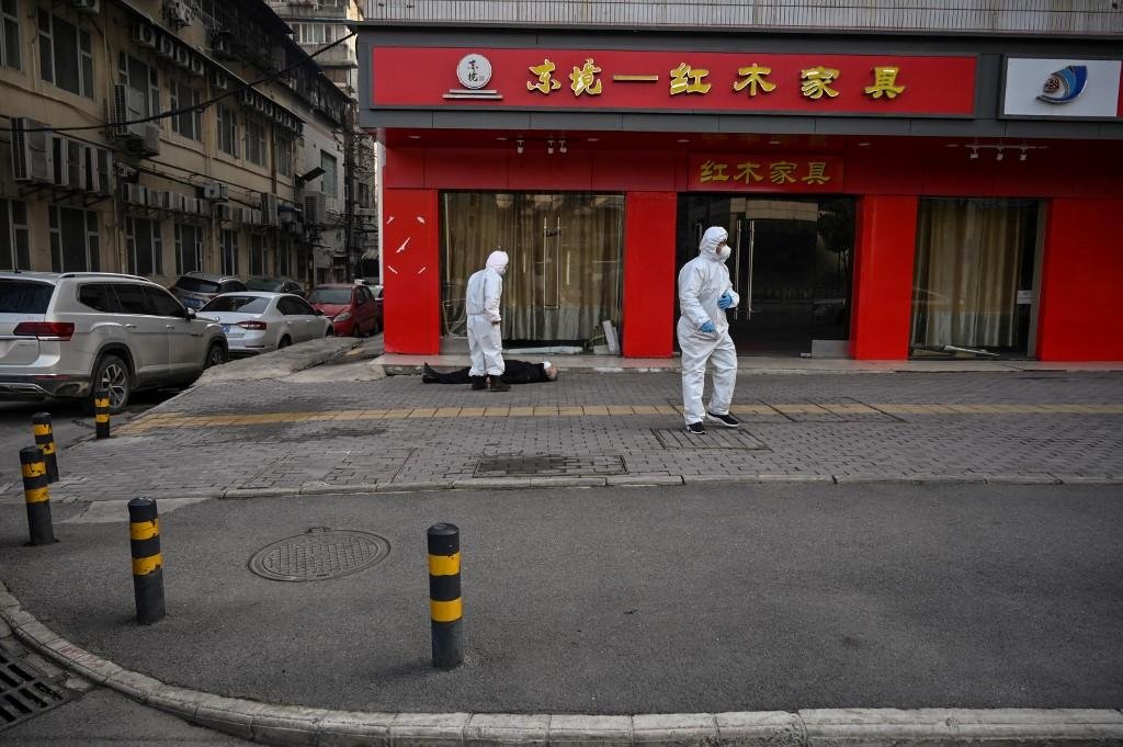 Equipe da OMS est&aacute; em Wuhan para investigar origem da epidemia