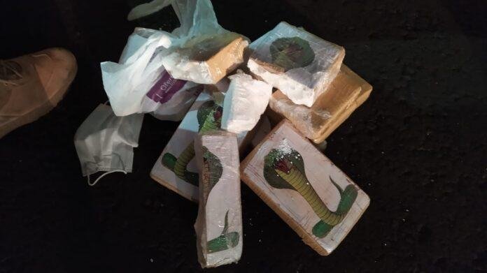 PRF prendeu quatro pessoas que transportavam drogas em rodovias federais