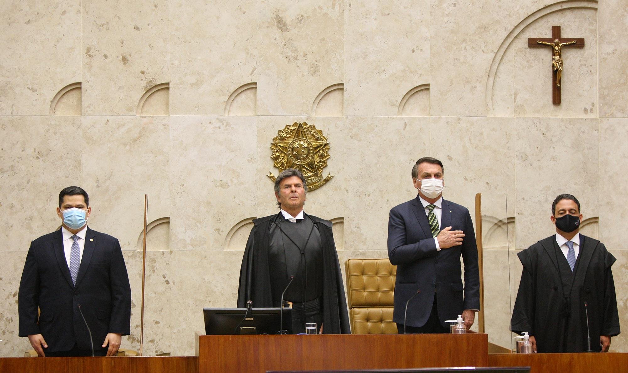 Fux abre ano judici&aacute;rio ao lado de Jair Bolsonaro