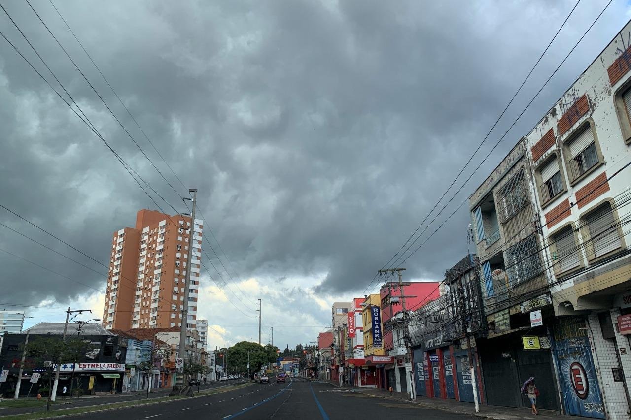 Chuva deve atingir o Rio Grande do Sul nesta ter&ccedil;a-feira
