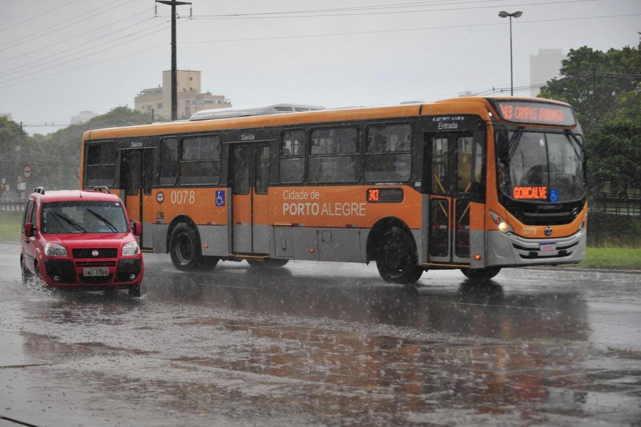 Alerta vale at&eacute; a manh&atilde; de quinta-feira