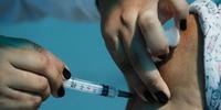 Governo irá negociar aquisição de mais vacinas