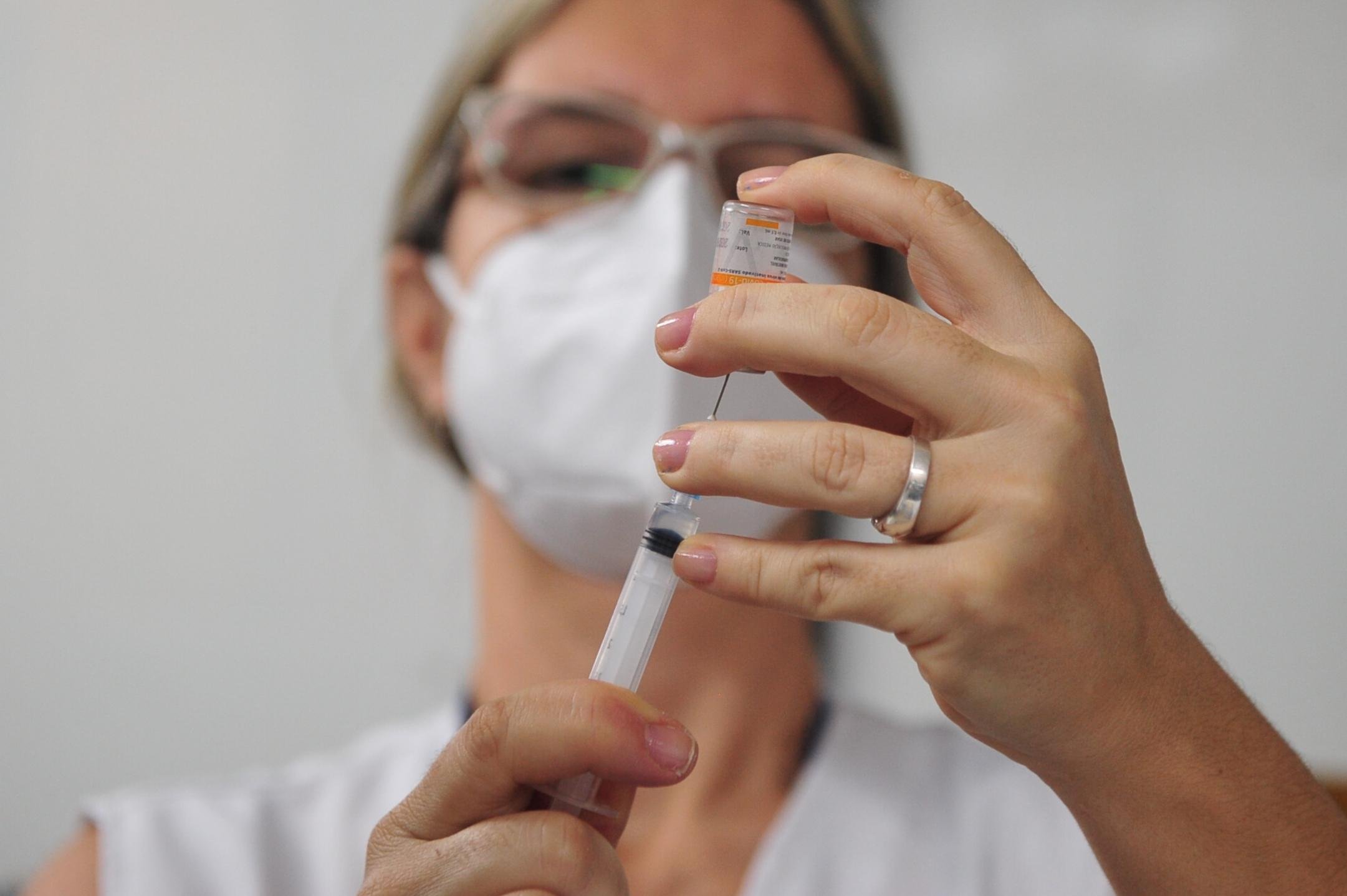 Brasil deve encerrar o primeiro trimestre de 2021 com 41,2 milh&otilde;es de doses de vacinas garantidas