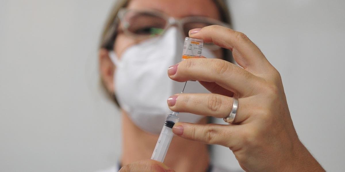 Vacina&ccedil;&atilde;o deve atrasar no pa&iacute;s, apontam especialistas