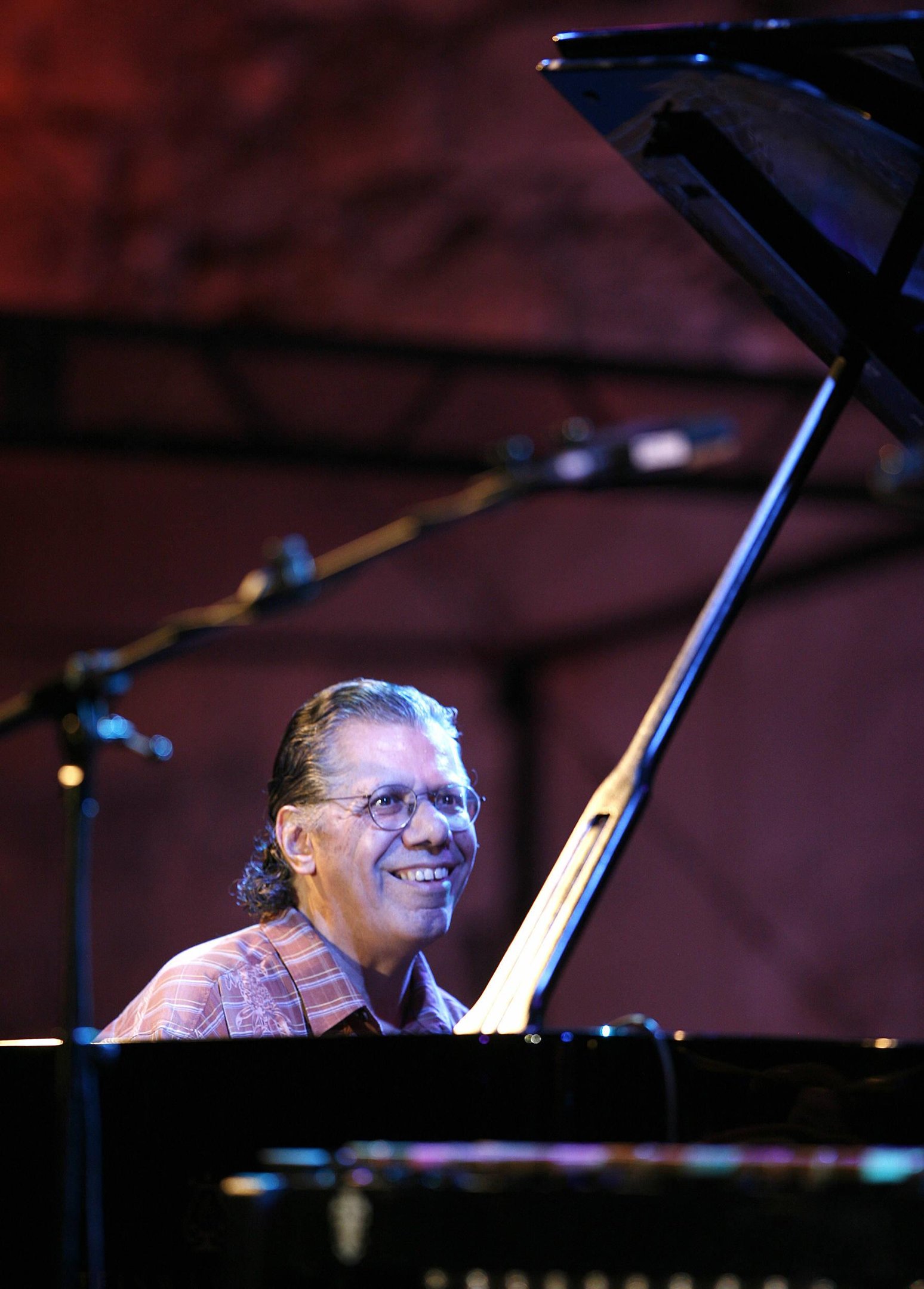 Pianista tocou com as grandes lendas do jazz, como Stan Getz e Miles Davis, e teve dois grandes grupos, Return to Forever e Chick Corea Elektric Band
