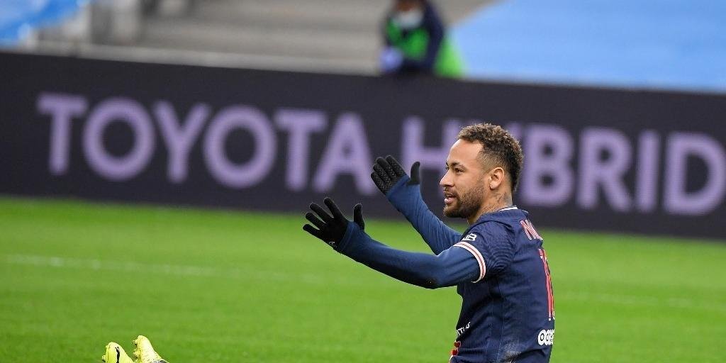 Neymar desfalca o PSG por quatro semanas