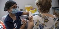 Objetivo final é terminar o primeiro trimestre do ano com 15 milhões de pessoas imunizadas