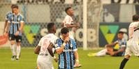 Grêmio sofre para segurar resultados e vê briga pelo topo do Brasileirão mais distante