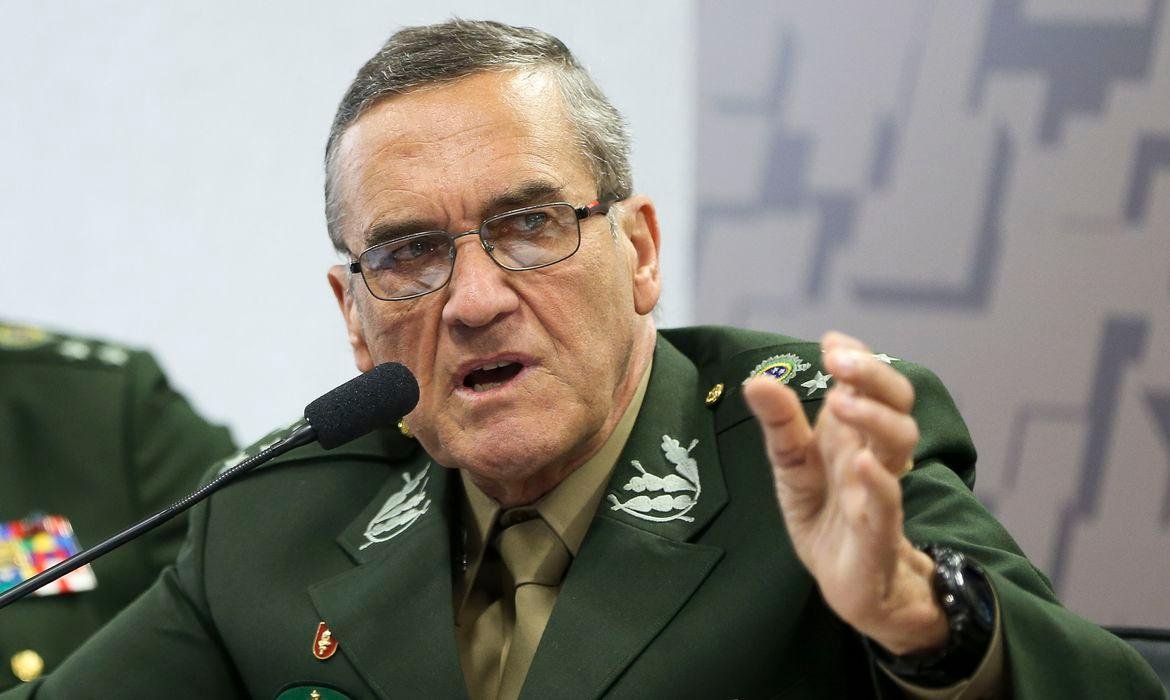 Villas B&ocirc;as ironizou o fato do ministro subir o tom sobre um fato ocorrido h&aacute; tr&ecirc;s anos
