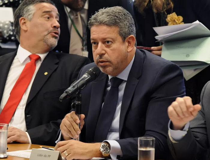 Presidente da C&acirc;mara se manifestou atrav&eacute;s do Twitter