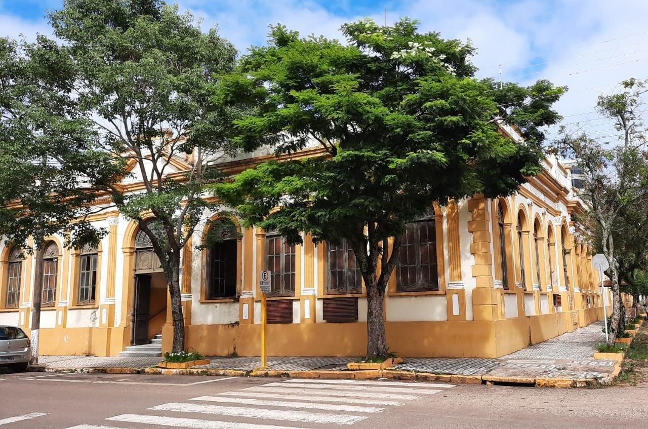 S&atilde;o 4.073 alunos matriculados nas 16 escolas municpais