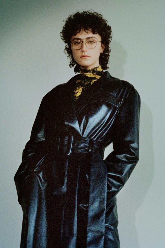 Ella Emhoff vestindo Proenza Schouler