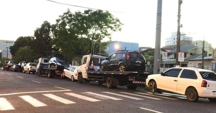 No loca, ve&iacute;culos foram removidos por perturba&ccedil;&atilde;o do sossego