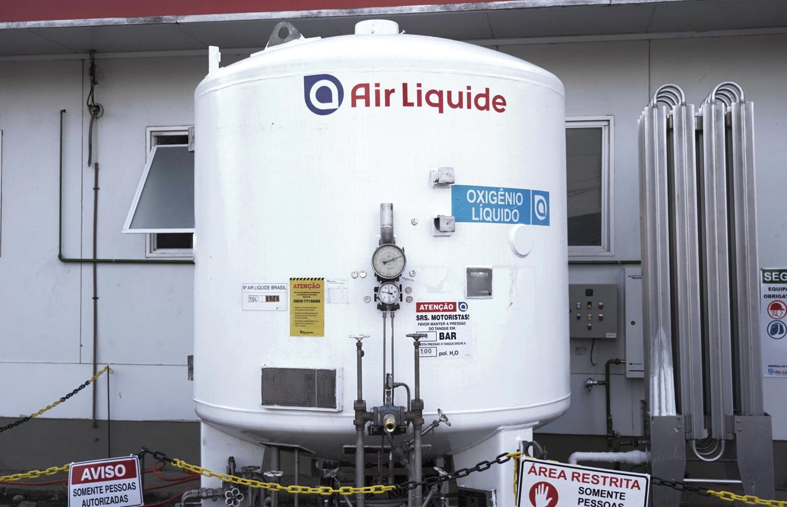 Oxig&ecirc;nio &eacute; utilizado no aux&iacute;lio da respira&ccedil;&atilde;o de pacientes, nebuliza&ccedil;&atilde;o, casos de intuba&ccedil;&atilde;o e no tratamento de doen&ccedil;as respirat&oacute;rias
