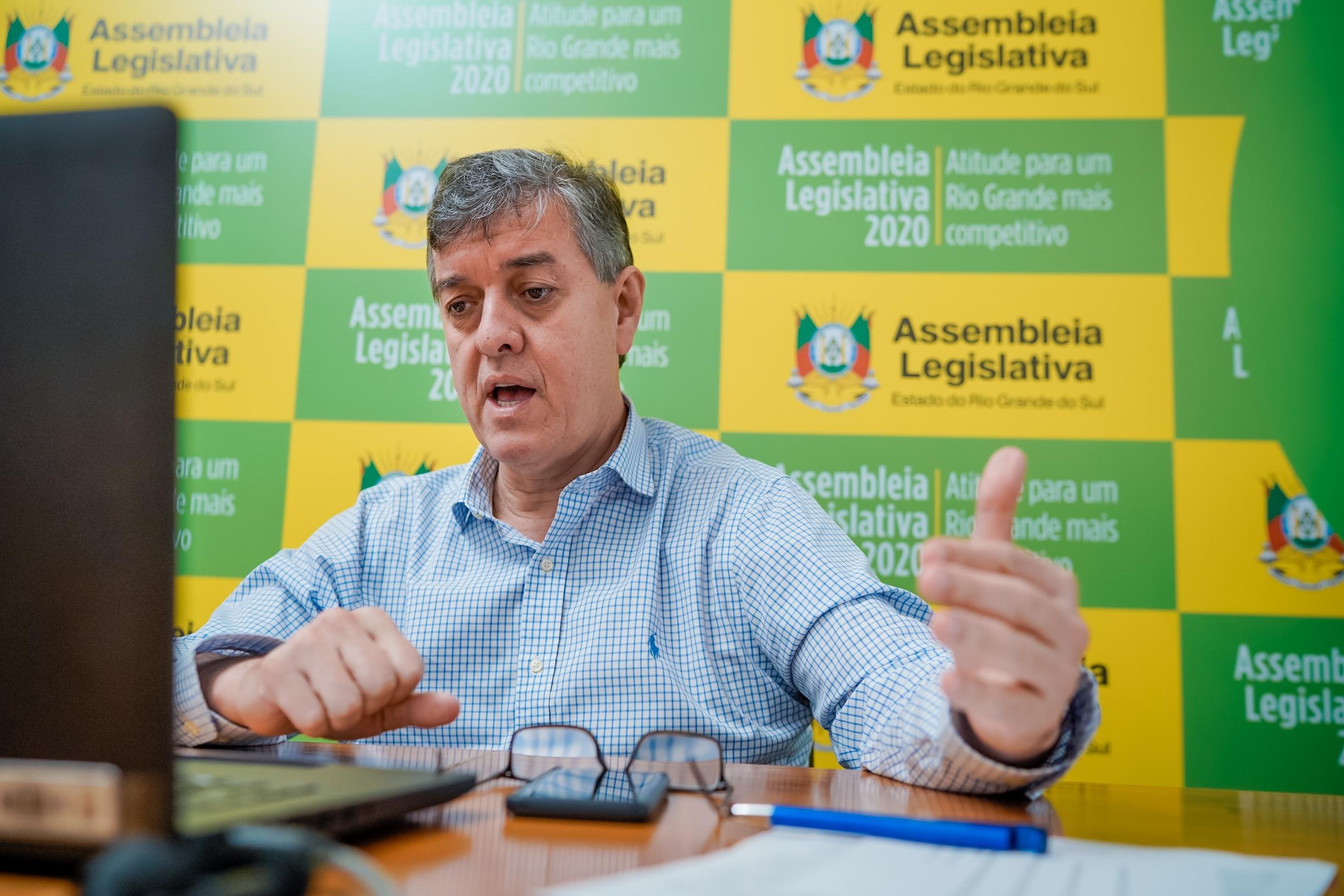 Edson Brum assumir&aacute; secretaria de Desenvolvimento Econ&ocirc;mico