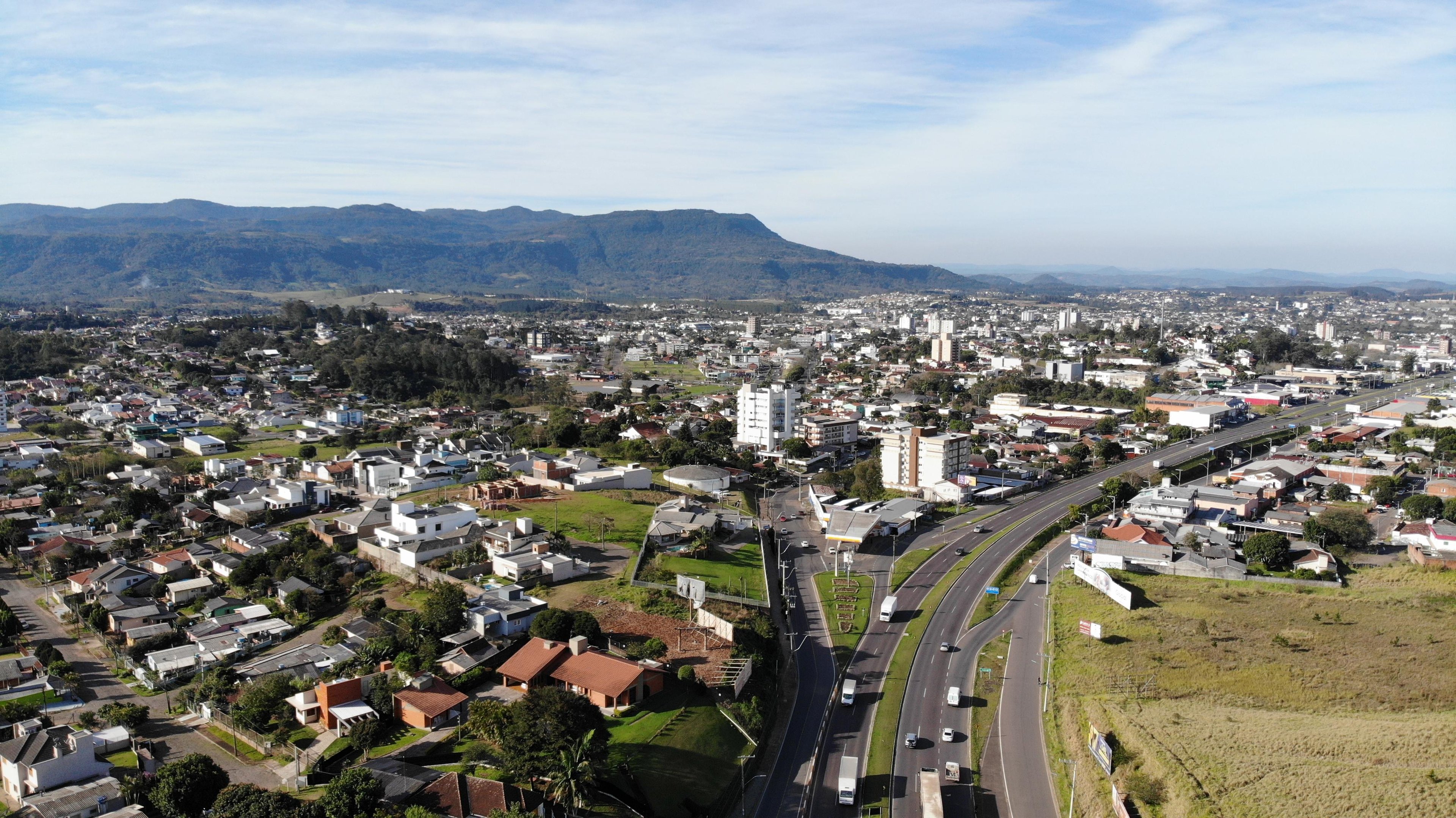 Munic&iacute;pio foi instalado oficialmente em 28 de fevereiro de 1955