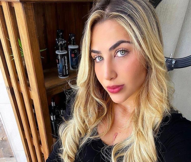 Influenciadora digital publicou longo desabafo por meio das redes sociais