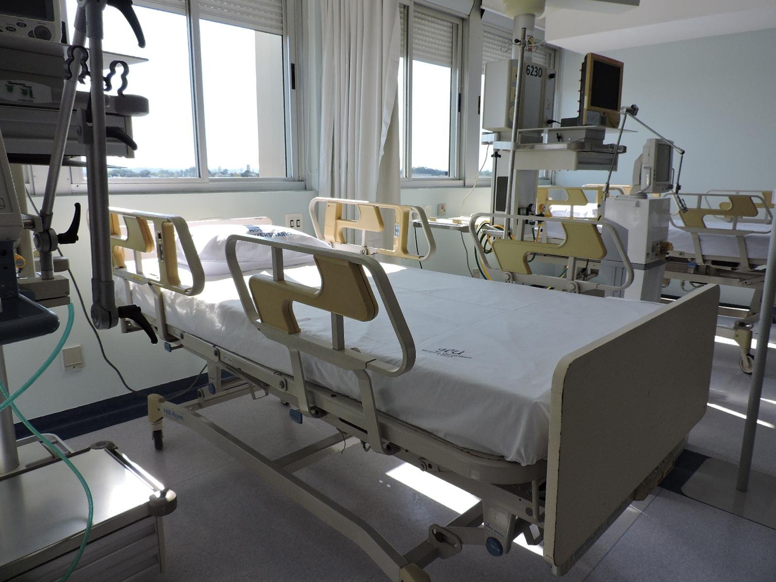 Hospital do munic&iacute;pio n&atilde;o conta com estrutura de UTIs, apenas com leitos cl&iacute;nicos
