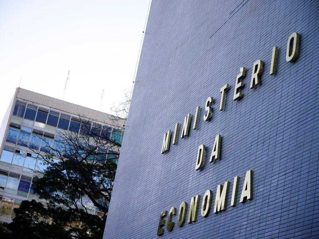 O texto foi publicado num momento em que o Senado discute a proposta de emenda &agrave; Constitui&ccedil;&atilde;o (PEC) emergencial