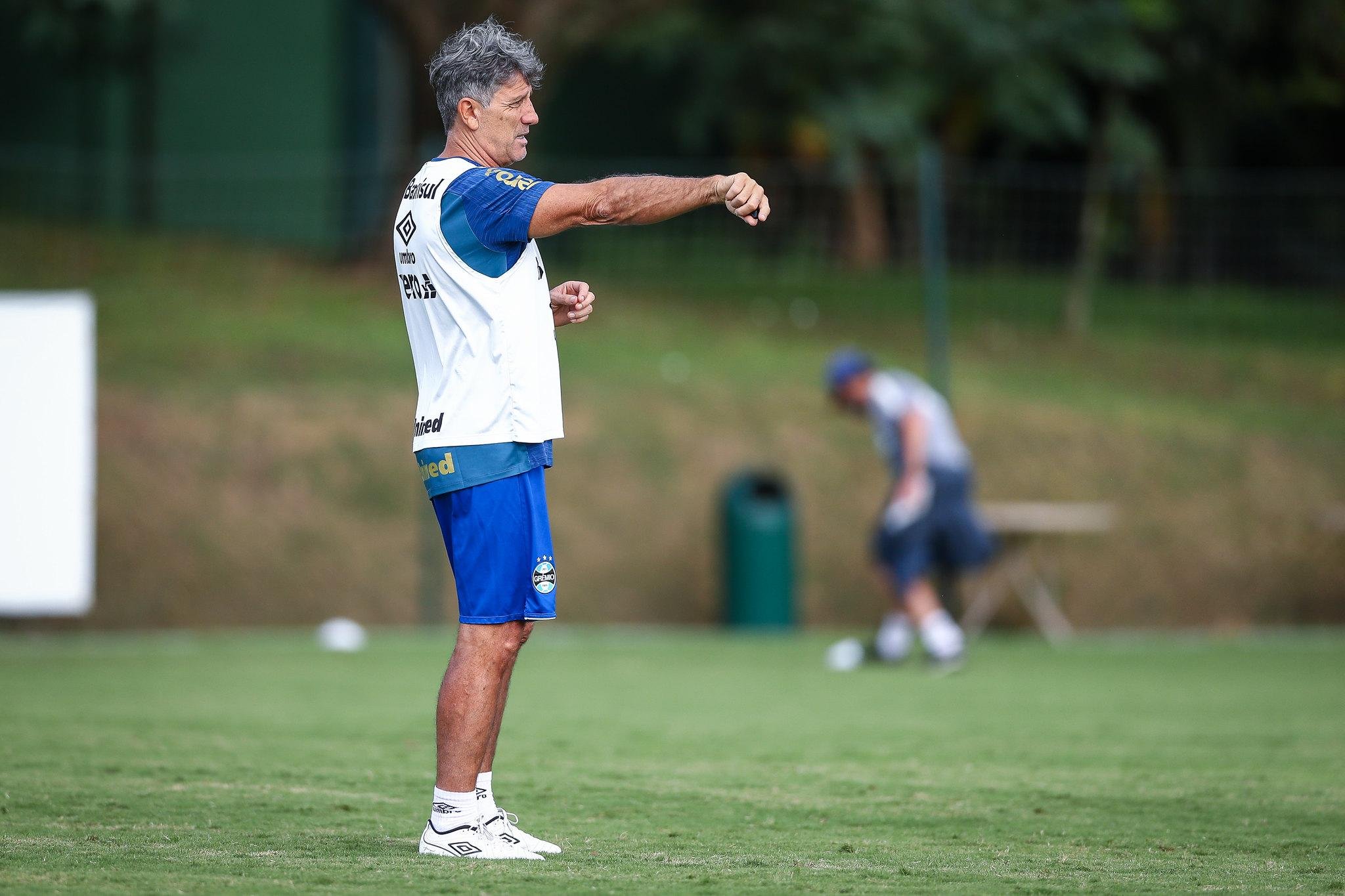 Gr&ecirc;mio e Palmeiras se enfrentam a partir das 18h deste domingo