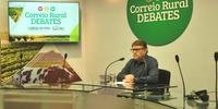 Debate foi apresentado pelo jornalista Sandro Fávero