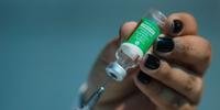 Vacina de Oxford foi liberada para uso no Brasil pela Anvisa