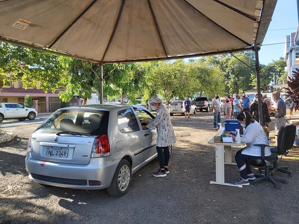 Nesta sexta-feira, S&atilde;o Borja realiza drive-thru de vacina&ccedil;&atilde;o
