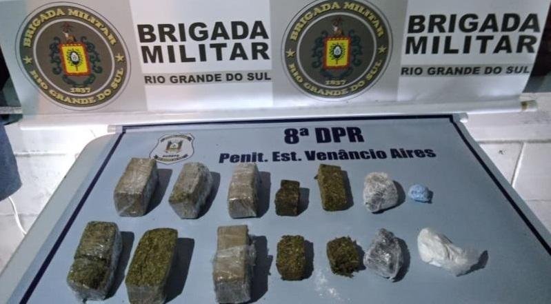 Entorpecentes foram levados para a Delegacia de Pol&iacute;cia de Pronto Atendimento
