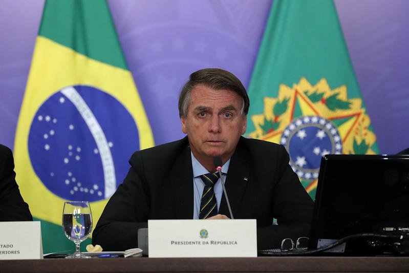 Bolsonaro assinou duas MPs que abrem caminho para o pagamento da nova rodada do aux&iacute;lio