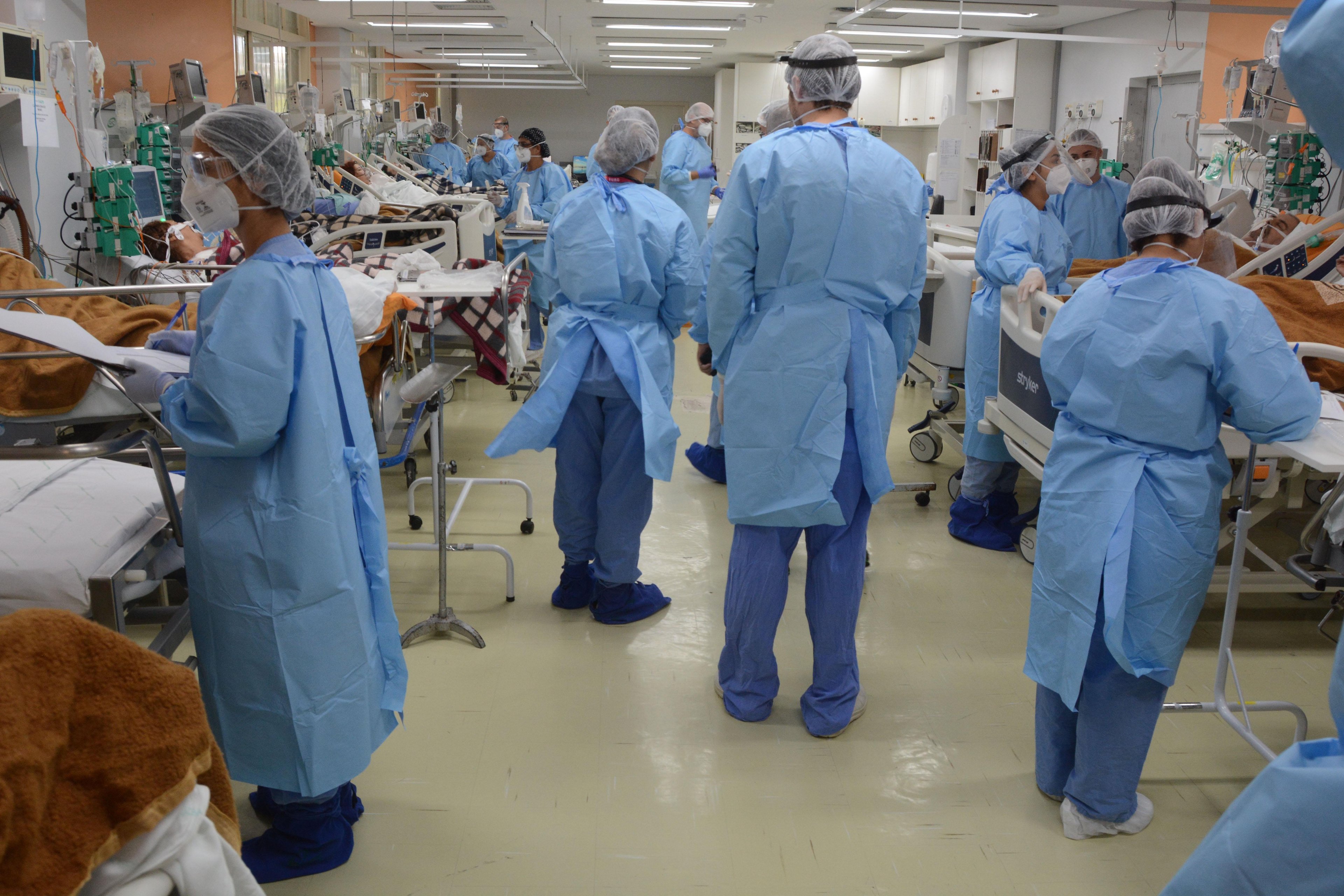 Emerg&ecirc;ncia Covid-19 no Hospital Concei&ccedil;&atilde;o em Porto Alegre.