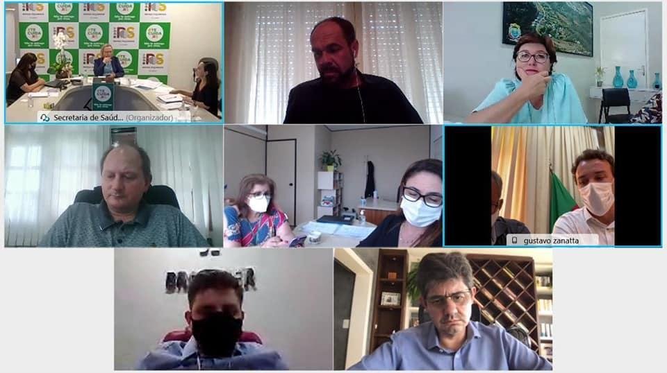 Secret&aacute;ria de Sa&uacute;de, Arita Bergmann, se comprometeu em agilizar novos leitos ao hospital e a liberar recursos bloqueados ao munic&iacute;pio
